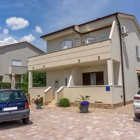 Apartman With A Parking Space Baska, Krk - 24097