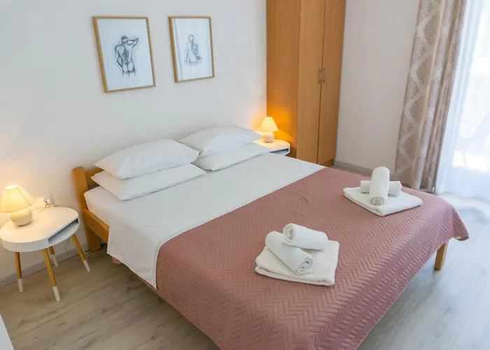 With Parking Space Baska, Krk - 24097 Apartamento